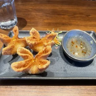 Crab rangoons