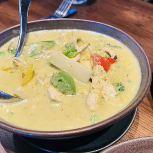 Green curry deliciousness :)