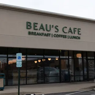 the outside of the restaurant
