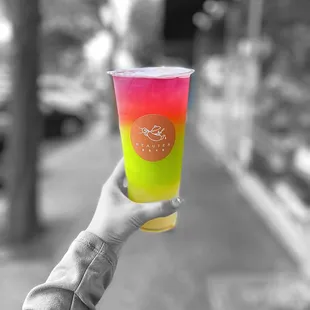 Kiwi plus orange fruit tea | @whaevaeats