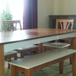 You can never go wrong with a two tone, the best of both worlds!