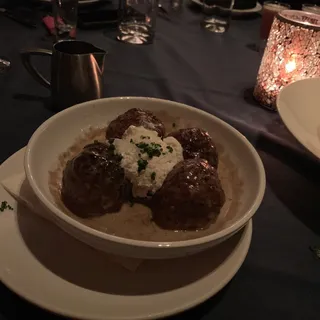 Oven Braised Chicken Meatballs