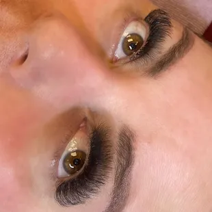 Volume lash extensions