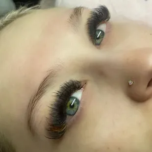 Volume eyelash extensions