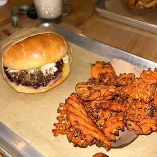 Belle Ringer Burger
