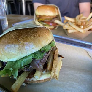 Steak Frites Burger