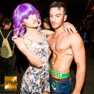 Lindsay Slowhands hosts BLEAUX every last Saturday of the month.