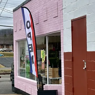 Front entrance to bakery