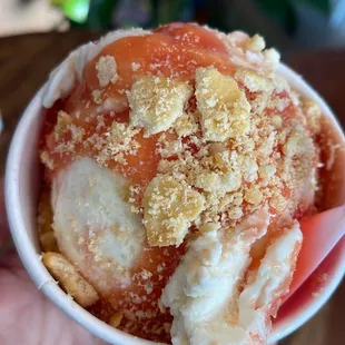 Romeu e Julieta Cream cheese custard and fresh guava ripple. Finished with  Ritz cracker and guava sauce. So good!