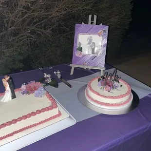 1/4 sheet white cake. Round cheesecake(I provided) but she decorated to go with the others.