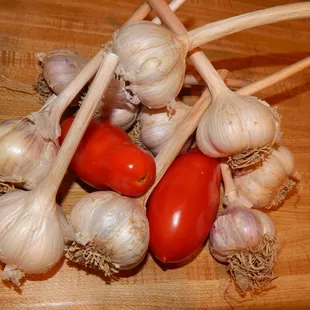 I bought some tomatoes and garlic today from Beccari's Farm Market. . .