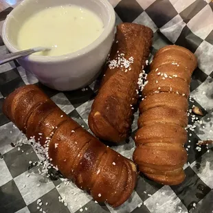 Pretzel Breadsticks