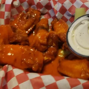 Really good hot wings