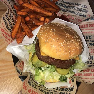 Cheeseburger with Sweet Potato Fries