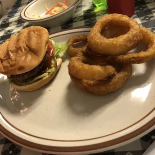 Hamburger and onion rings