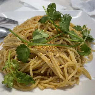 Garlic noodles