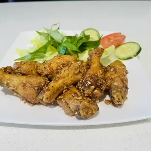 Fried garlic butter wings