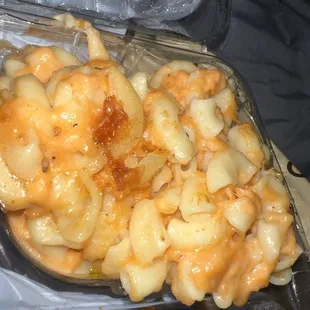 Bland Mac and cheese.  Weird consistency in cheese