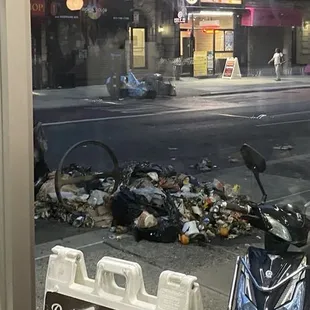 Chicken, yams, pork, grease, and greens