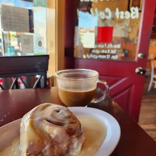 Cinnamon roll and latte