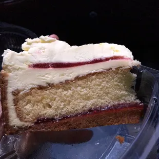 Lemon raspberry cake