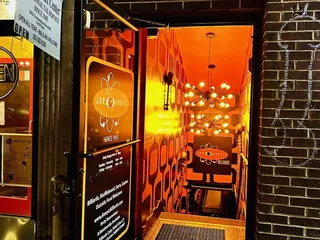Atomic Billiards