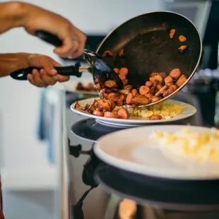 24/7 Access to our full sized kitchen