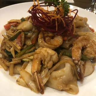 Drunken Noodle