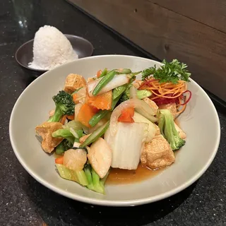 Pad Cashew Nuts Sauteed