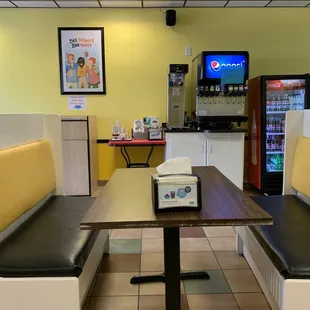 the inside of a fast food restaurant