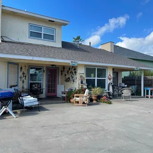 This is the back of their quad unit that is walking distance to the beach. We have stayed in two of the units..