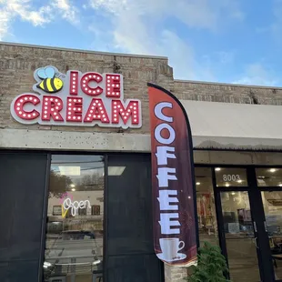entrance of Bee Ice Cream