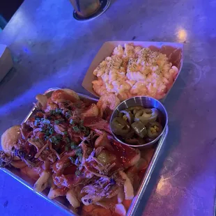 Mac'N Cheese &amp; BBQ fries