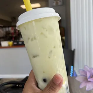 Avocado boba with coconut jelly