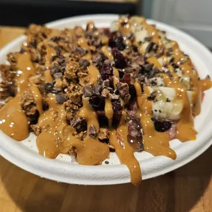 a paper plate of food