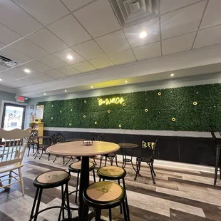 Seating area with wall decor