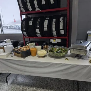 oysters and mussels, interior