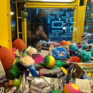 Claw machine