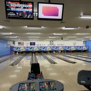 Bowling area