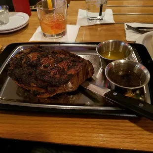Some of the best prime rib I ever had next to a good old-fashioned to drink.