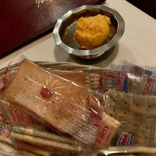 Pub Cheese and Crackers