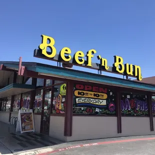 5.10.22 Yummy BLTs, Fries and Chocolate Peanut Butter Banana Shake!!!