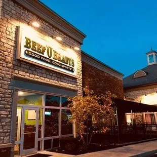 e outside of a restaurant