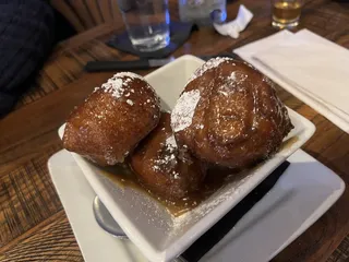 Mother's Peninsula Grille