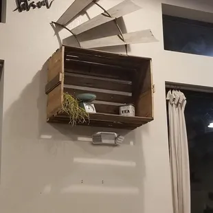 Feels like a steakhouse.