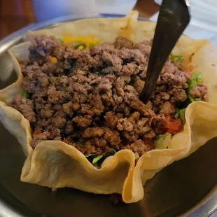 Taco salad with ground beef