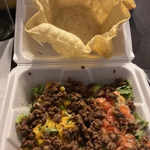 Taco Salad w/ground beef
