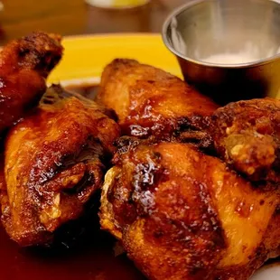 Chicken wings with garlic soy