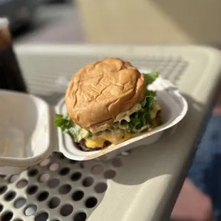 1/2 lb Beep 's Burger with avocado