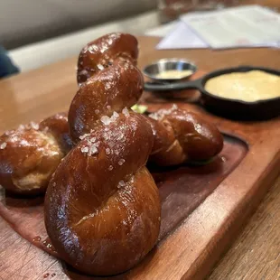 Pretzel Twists